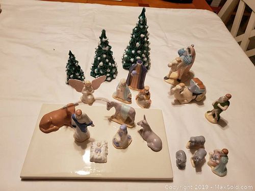 Lot #0005 (1 of 8)