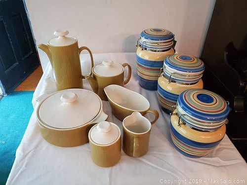 Lot #0030 (1 of 18)