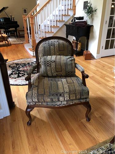 Lot #0004 (1 of 6)