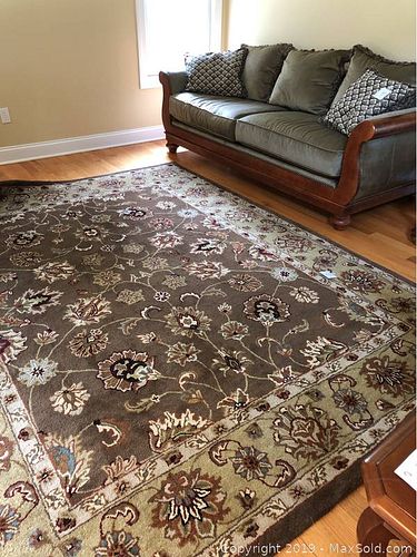 Lot #0008 (1 of 5)