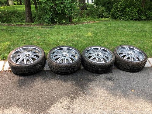 Lot #0023 (1 of 9)