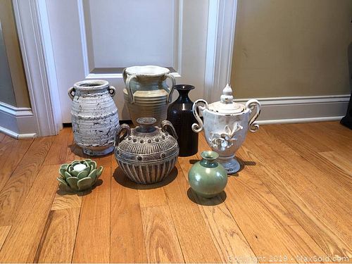 Lot #0086 (1 of 8)