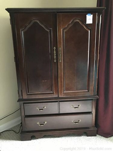 Lot #0023 (1 of 1)
