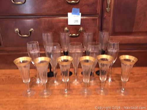Lot #0028 (1 of 1)