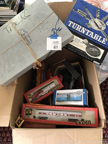 Lot #0061 (1 of 2)