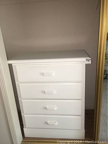 Lot #0767 (1 of 7)