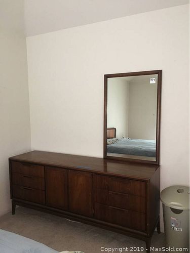Lot #0771 (1 of 13)