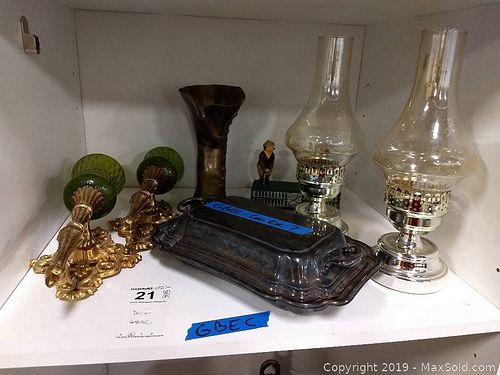 Lot #0021 (1 of 10)