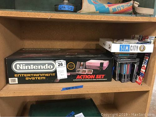 Lot #0026 (1 of 8)