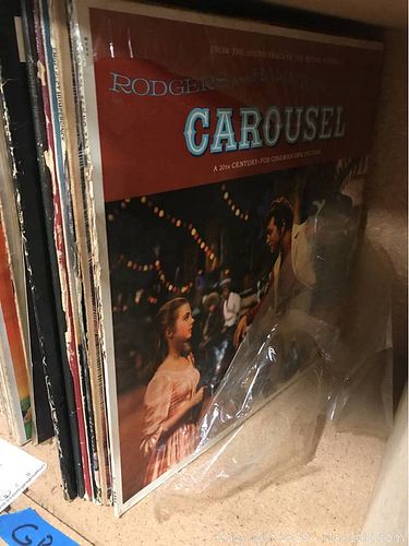 Lot #0029 (1 of 14)