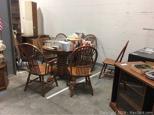 Lot #0084 (1 of 9)