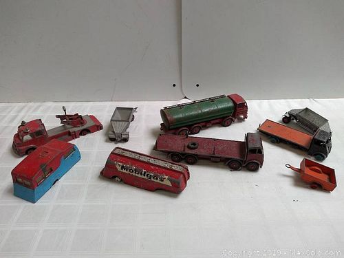 Lot #0048 (1 of 4)