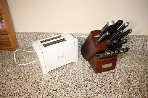Lot #0268 (1 of 13)