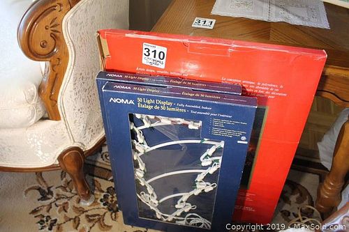 Lot #0310 (1 of 12)