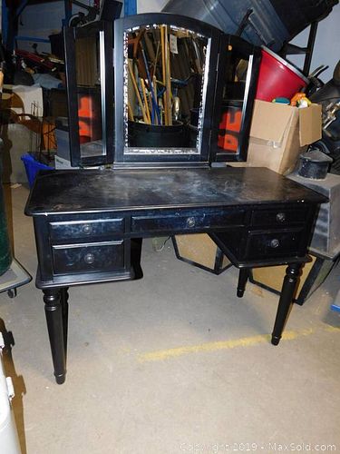 Lot #0384 (1 of 11)