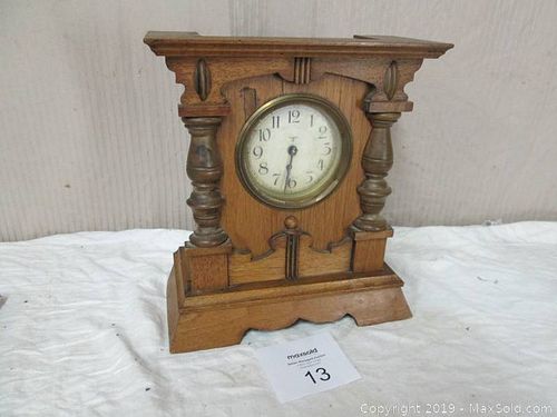 Lot #0013 (1 of 4)