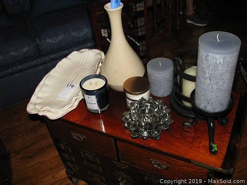 Lot #0176 (1 of 11)