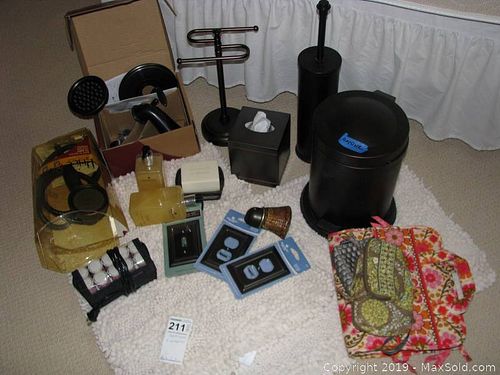 Lot #0211 (1 of 11)