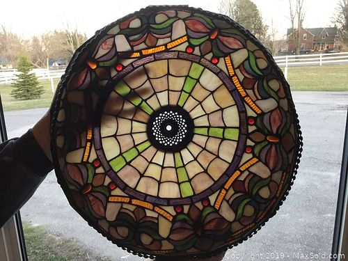 Lot #0019 (1 of 20)