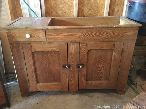 Lot #0175 (1 of 12)