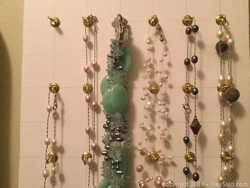 Lot #0215 (1 of 7)