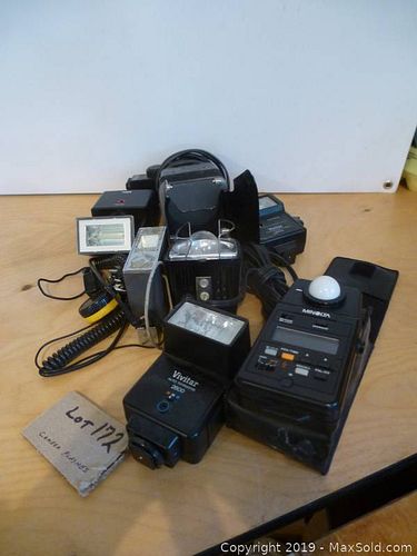Lot #0172 (1 of 5)