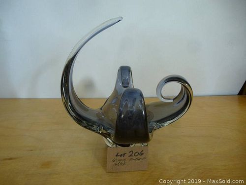 Lot #0206 (1 of 3)