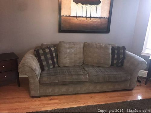 Lot #0003 (1 of 3)
