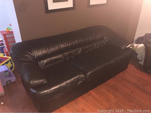 Lot #0026 (1 of 2)