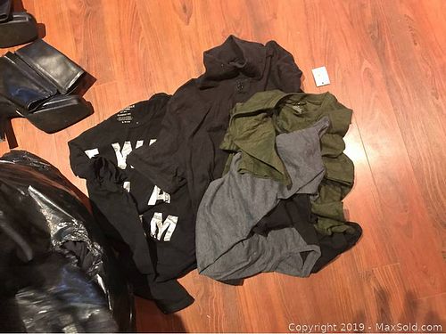 Lot #0066 (1 of 4)