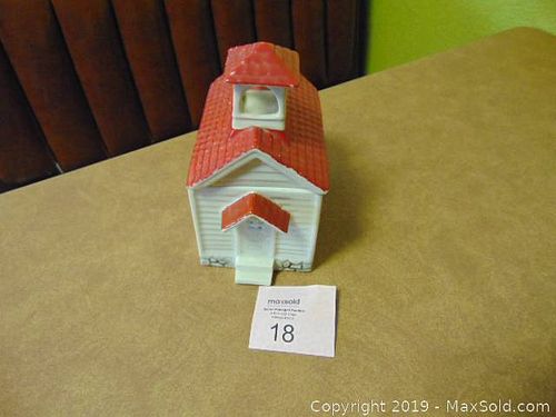Lot #0018 (1 of 5)