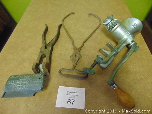 Lot #0067 (1 of 4)