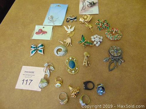 Lot #0117 (1 of 5)