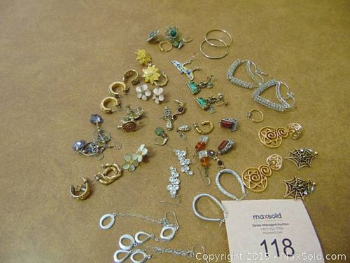 Lot #0118 (1 of 5)