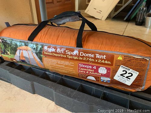 Lot #0022 (1 of 4)