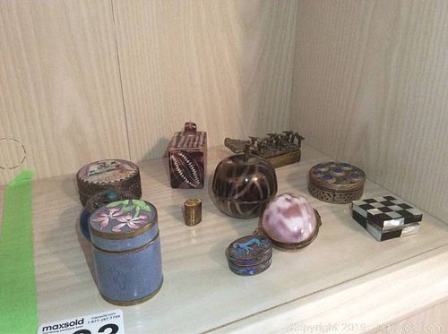 Lot #0633 (1 of 13)