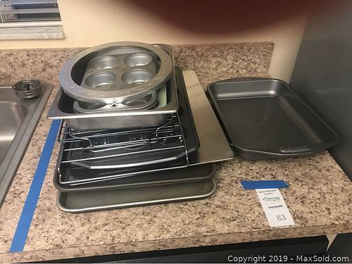 Lot #0083 (1 of 11)