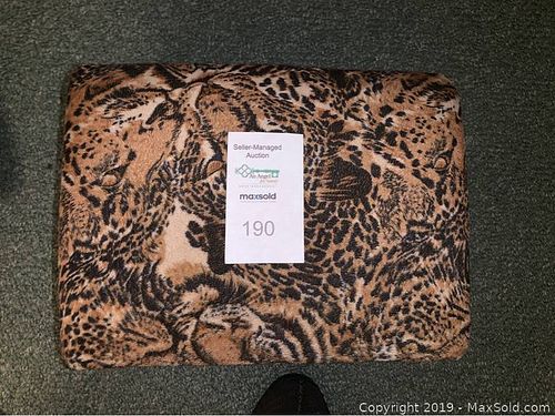 Lot #0190 (1 of 4)