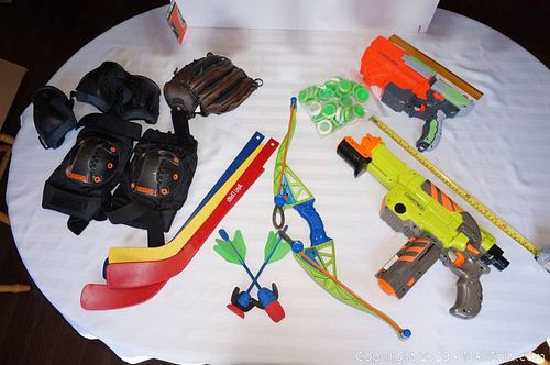 Lot #0020 (1 of 6)