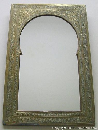 Lot #0068 (1 of 5)