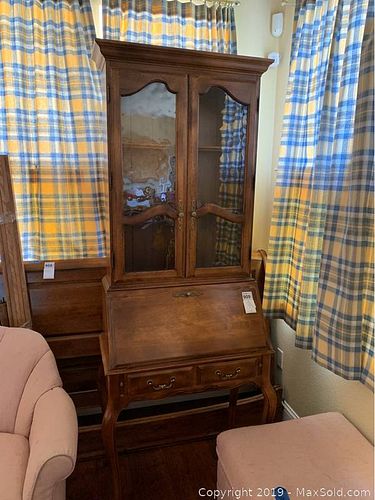 Lot #0909 (1 of 12)