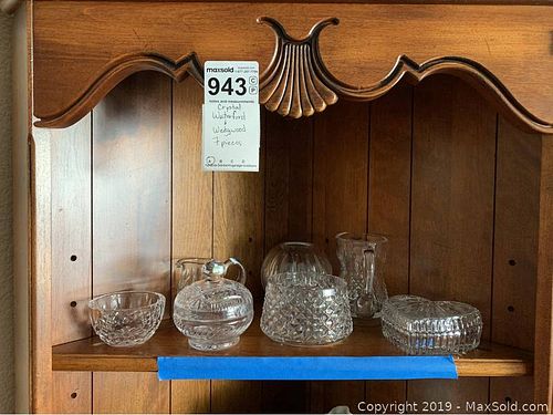 Lot #0943 (1 of 8)