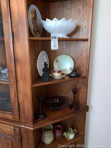 Lot #0949 (1 of 11)