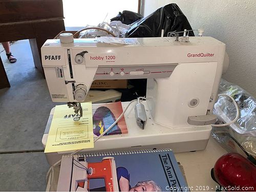 Lot #0960 (1 of 17)