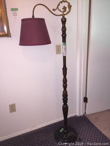 Lot #0041 (1 of 7)