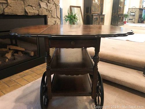 Lot #0100 (1 of 9)