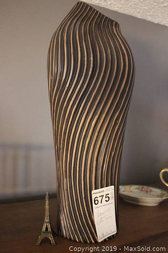 Lot #0675 (1 of 6)