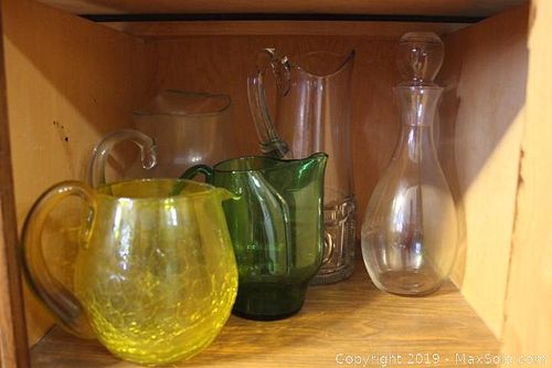 Lot #0682 (1 of 8)