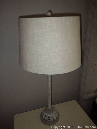 Lot #0512 (1 of 11)