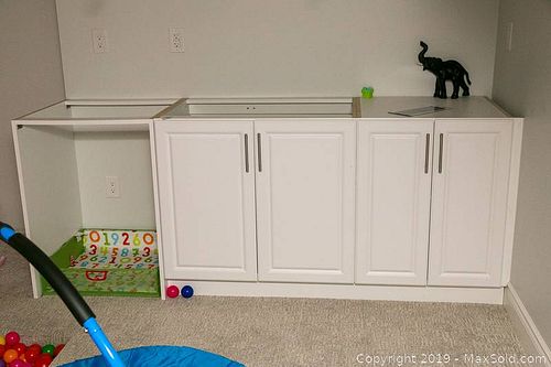 Lot #0559 (1 of 6)